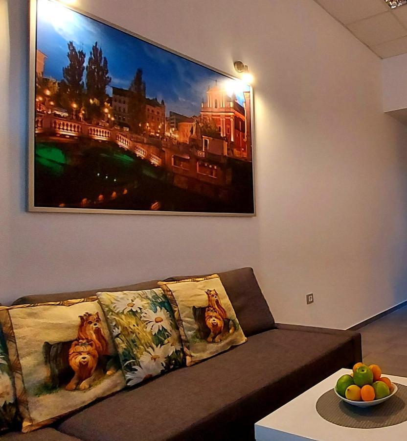 Viktor Lägenhet Ljubljana Exteriör bild